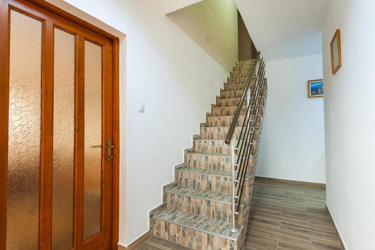 Eross Kulcsoshaz Villa Lazarea Ngoại thất bức ảnh