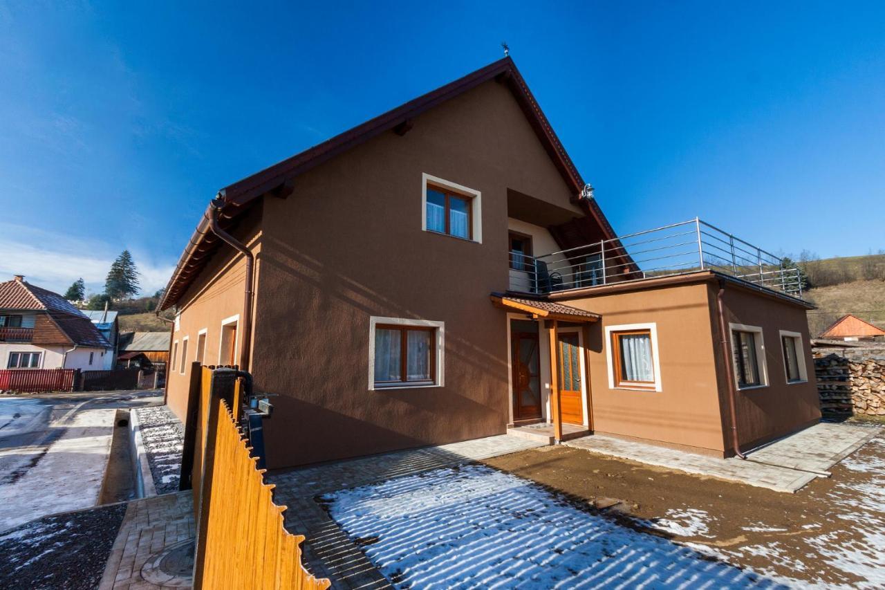 Eross Kulcsoshaz Villa Lazarea Ngoại thất bức ảnh