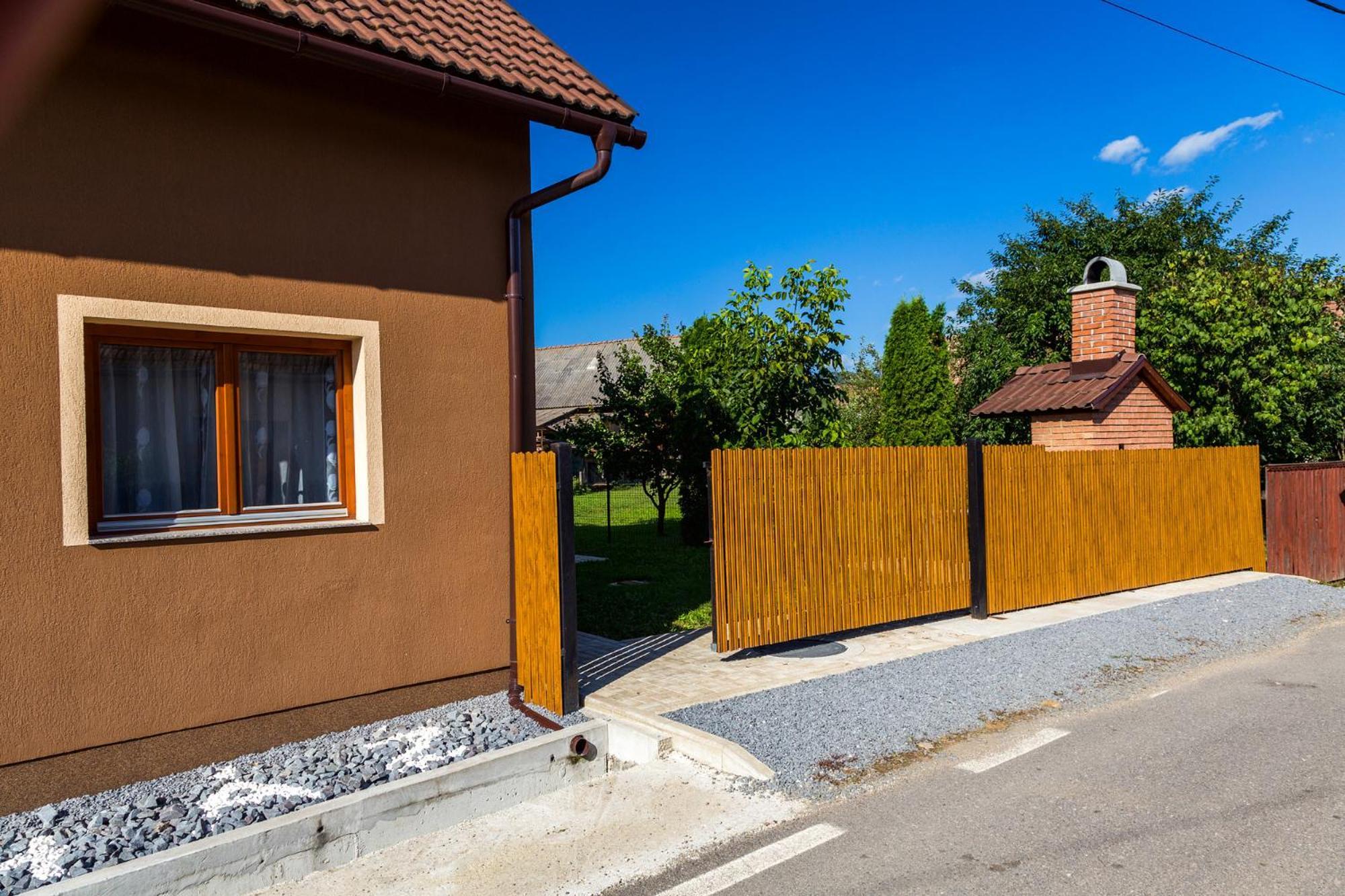 Eross Kulcsoshaz Villa Lazarea Ngoại thất bức ảnh