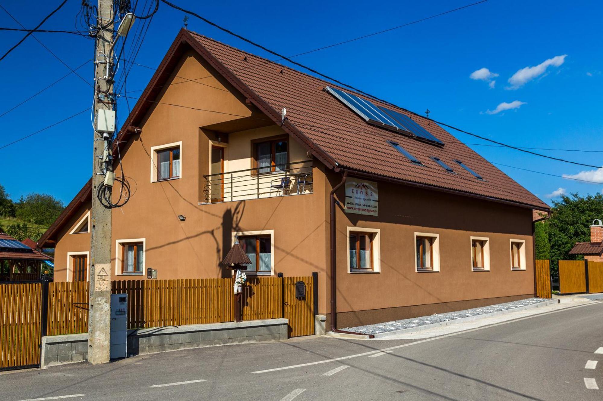 Eross Kulcsoshaz Villa Lazarea Ngoại thất bức ảnh