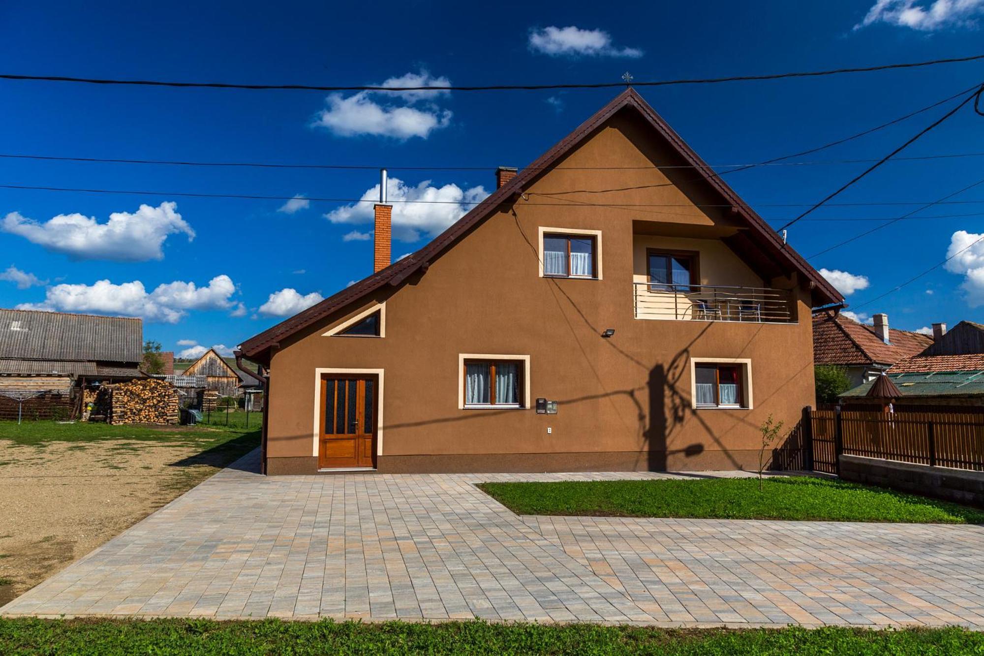 Eross Kulcsoshaz Villa Lazarea Ngoại thất bức ảnh